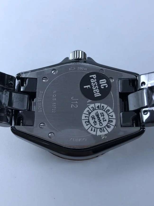 샤넬 블랙 세라믹 다이아 인덱스 33mm