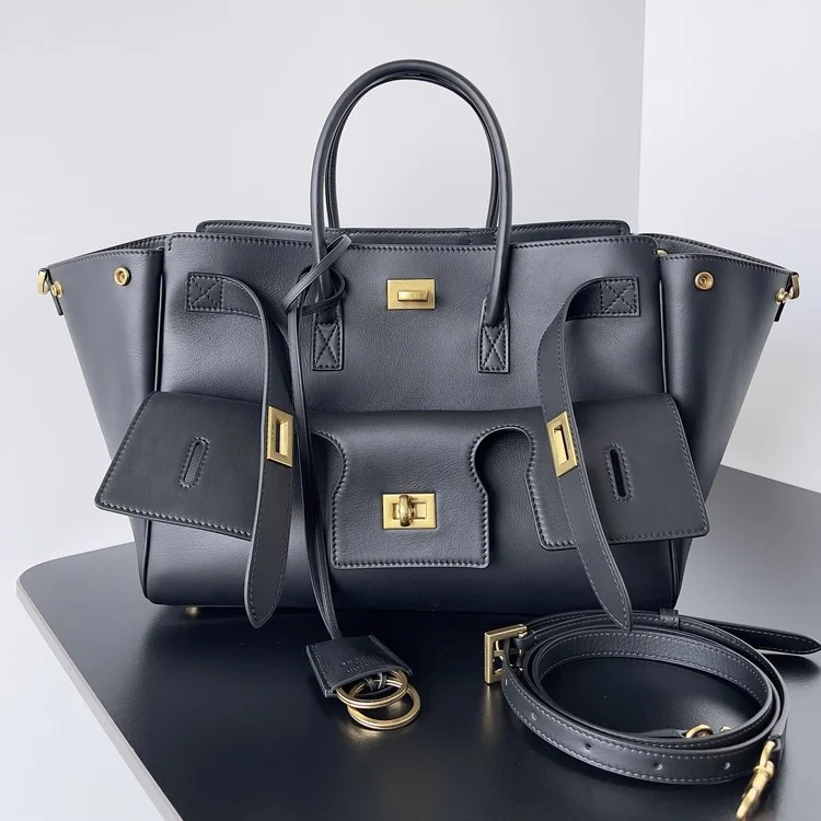 발렌시아가 벨 에어 캐리 30