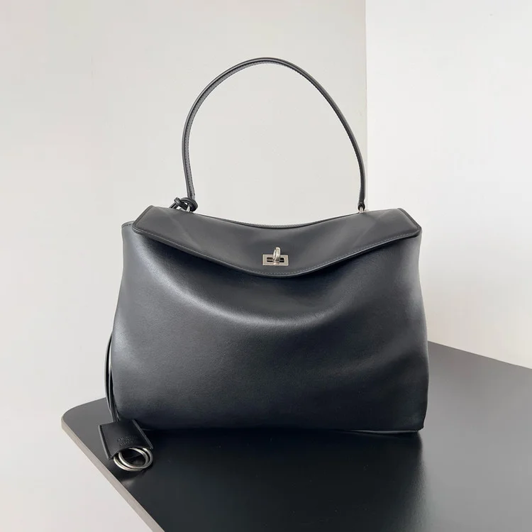 발렌시아가 로데오 미디움