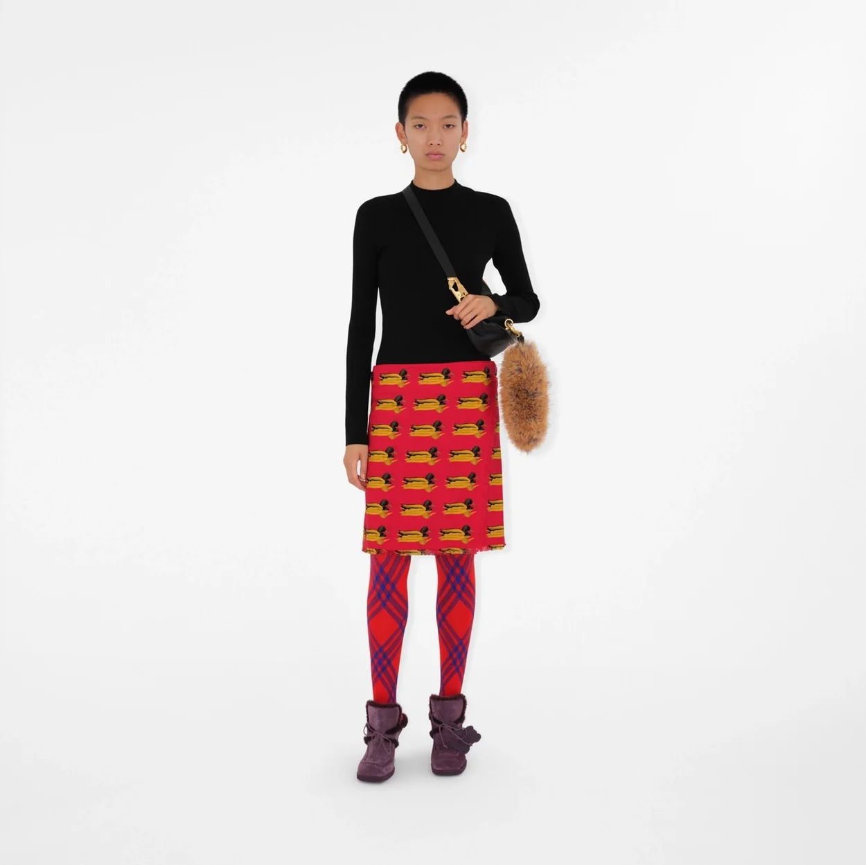 버버리 스몰 나이트백 골드블랙