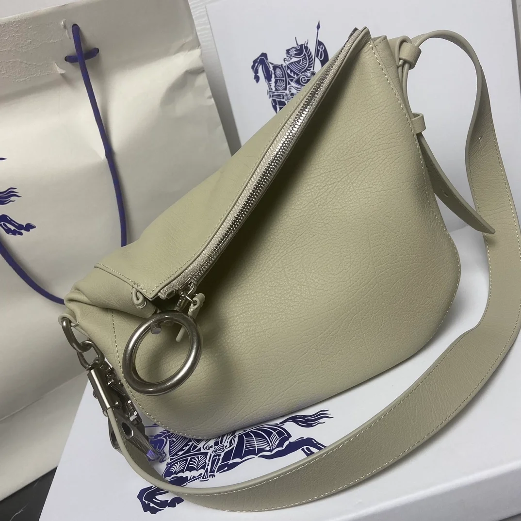 버버리 스몰 나이트백