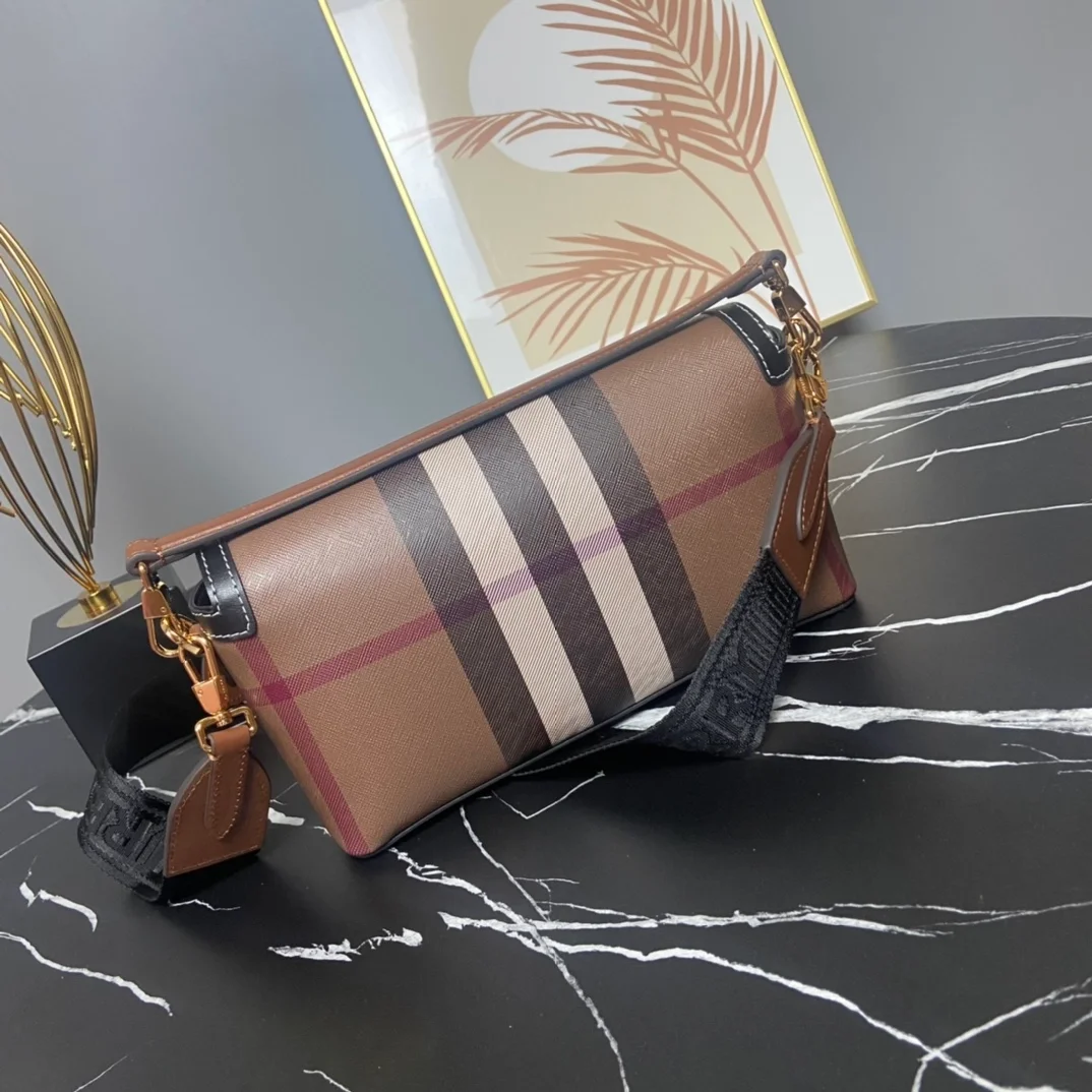 버버리 탑 핸들 노트백