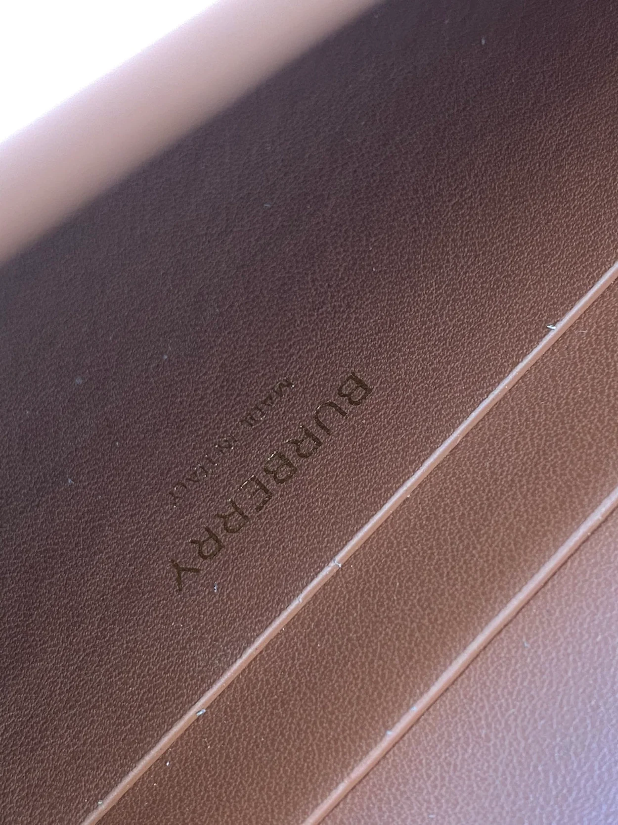 버버리 카멜 그레이스 스몰 크로스백