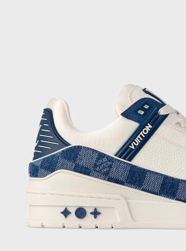 루이비통 트레이너 스니커즈 다미에 블루