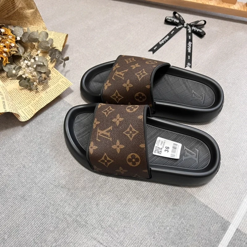 루이비통 워터프론트 뮬