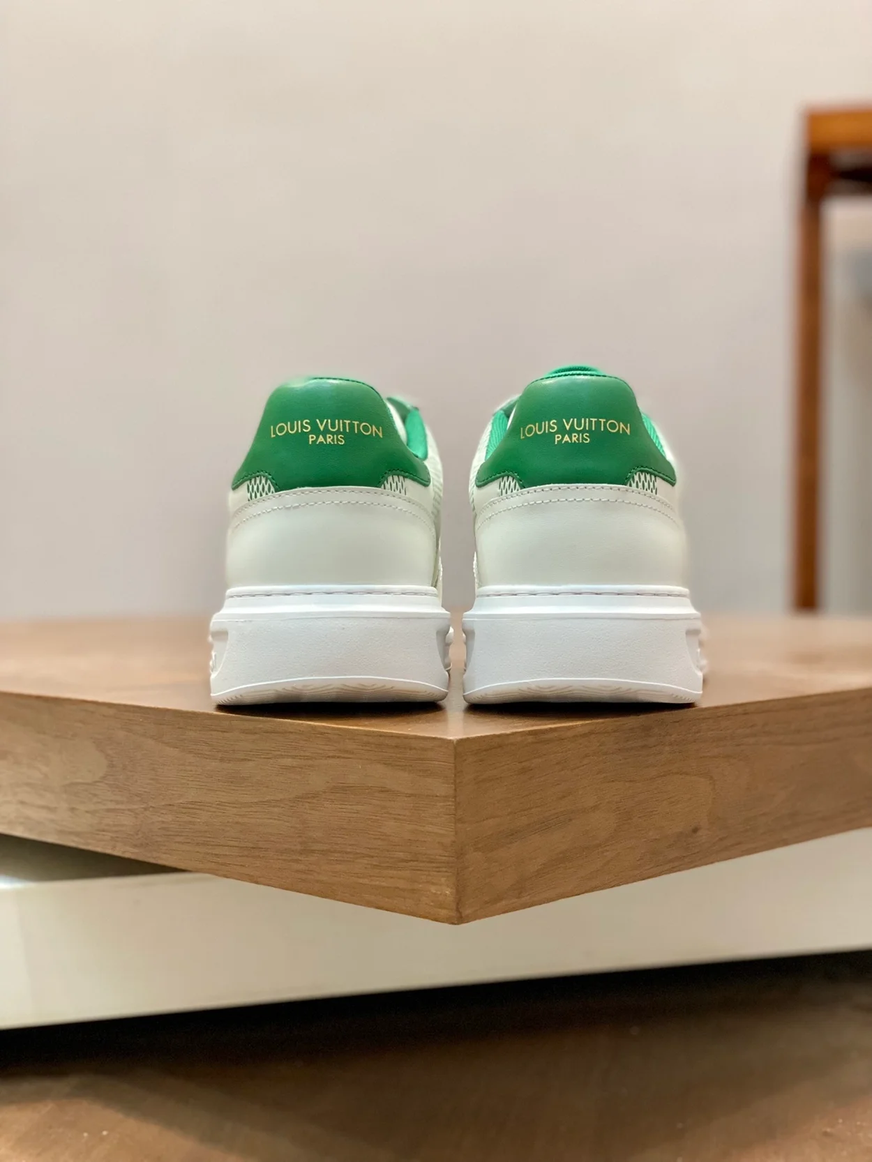 루이비통 베버리 힐즈 스니커즈 그린