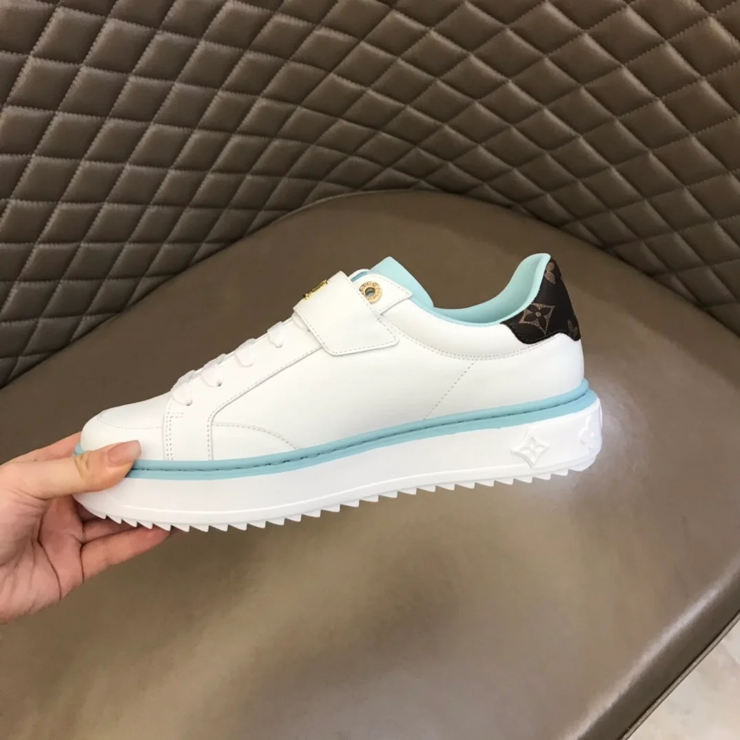 루이비통 타임 아웃 스니커즈 민트
