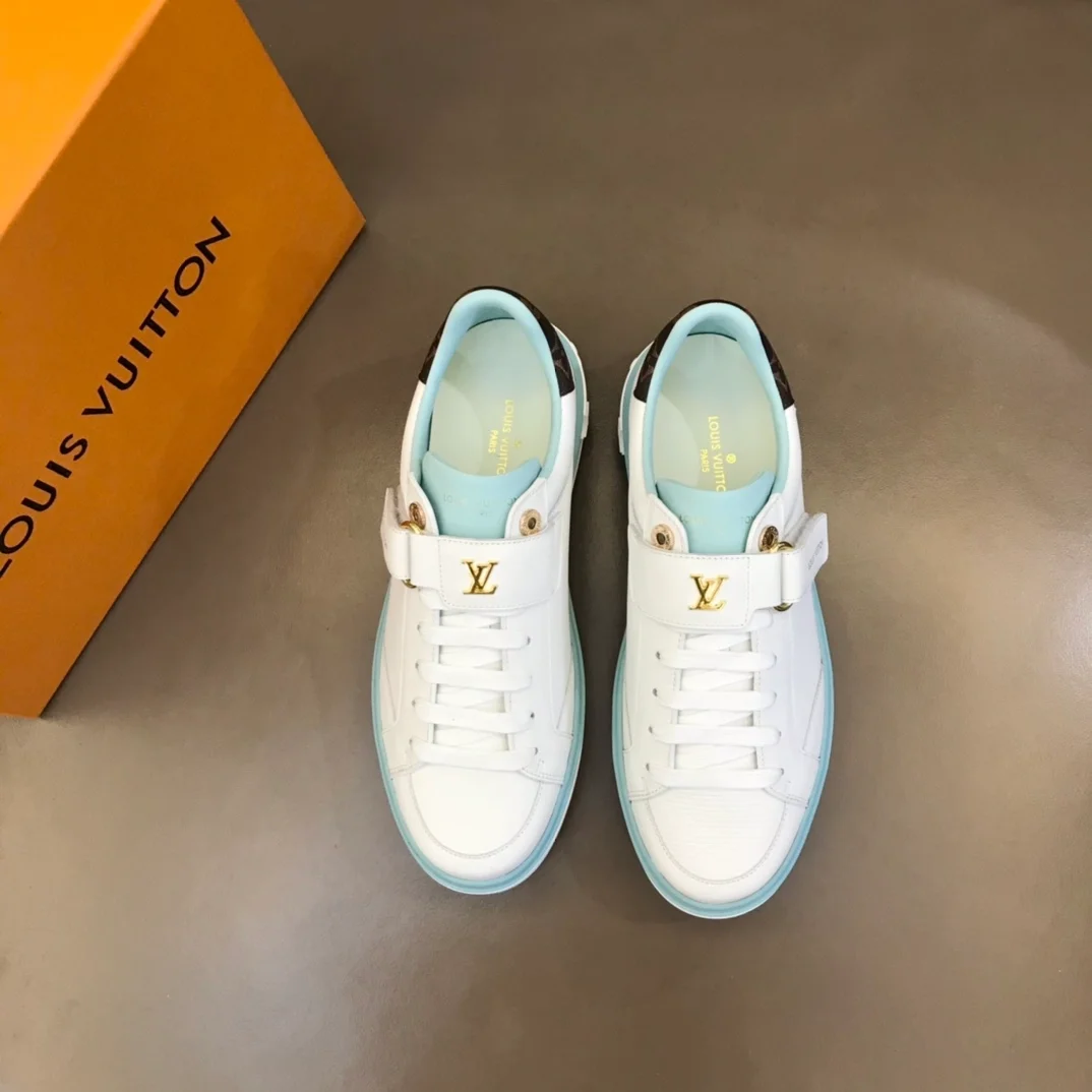 루이비통 타임 아웃 스니커즈 민트