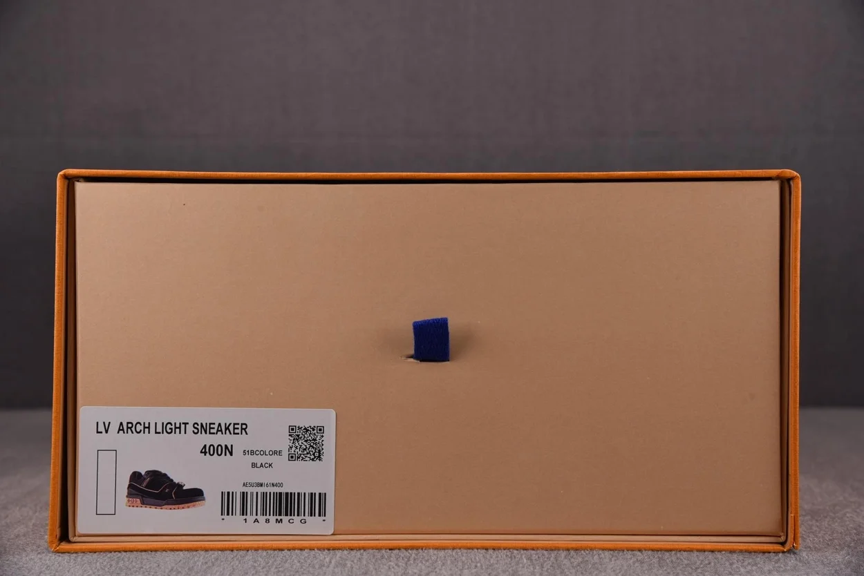 루이비통 LV 트레이너 맥시 스니커즈 블랙