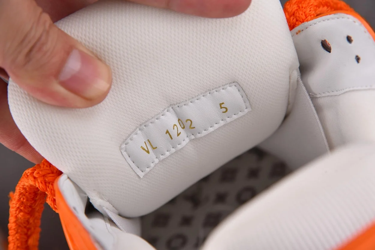 루이비통 LV 트레이너 맥시 스니커즈 오렌지