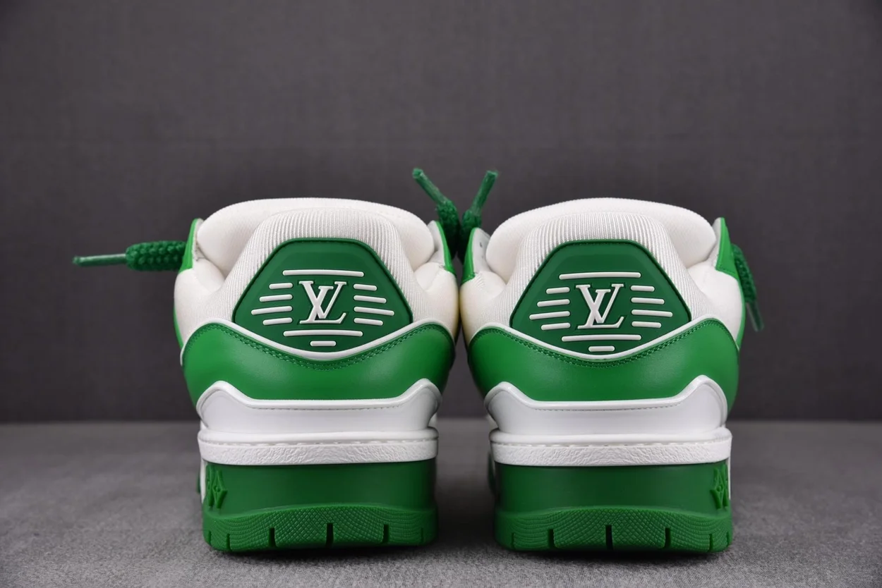 루이비통 LV 트레이너 맥시 스니커즈 그린