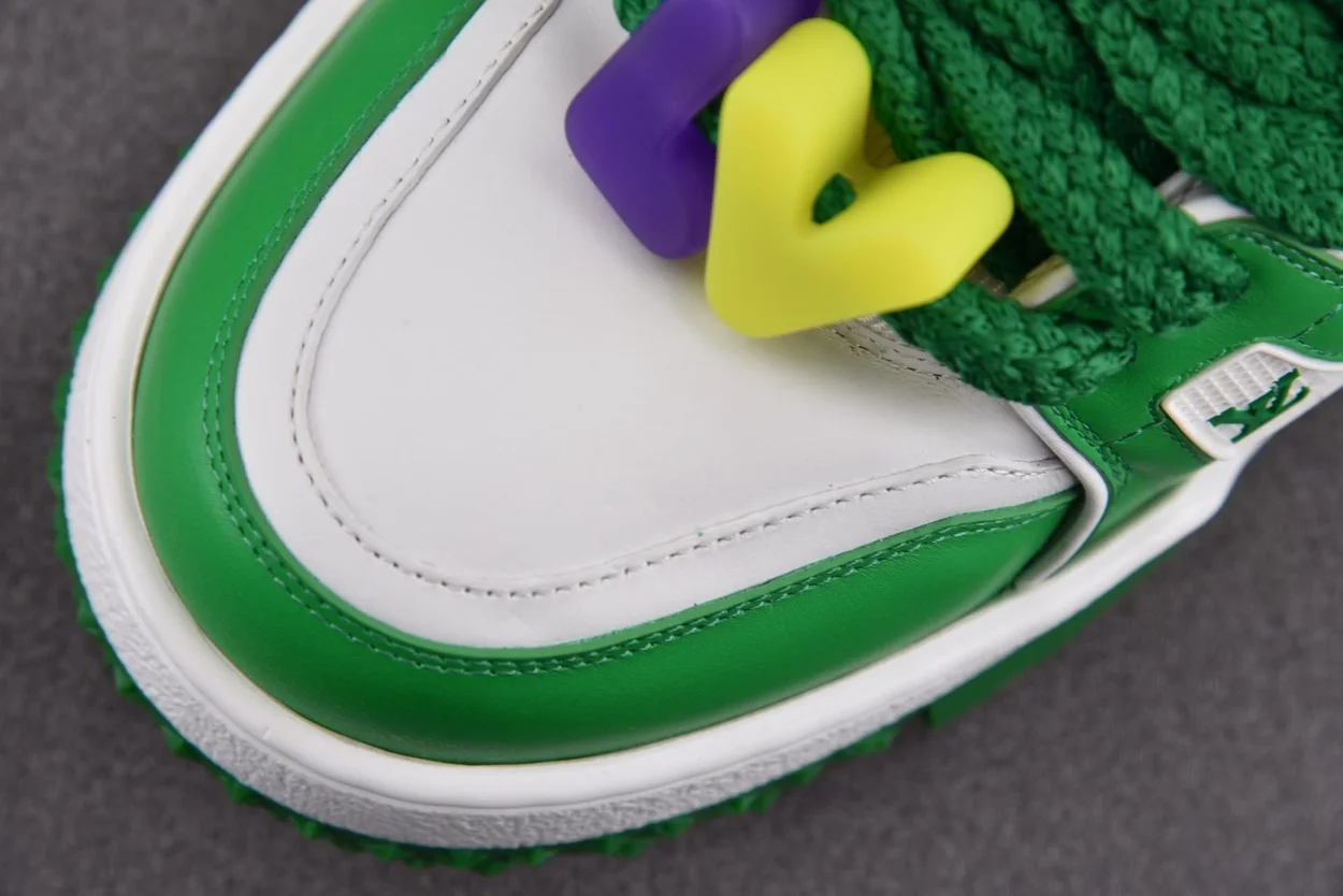 루이비통 LV 트레이너 맥시 스니커즈 그린