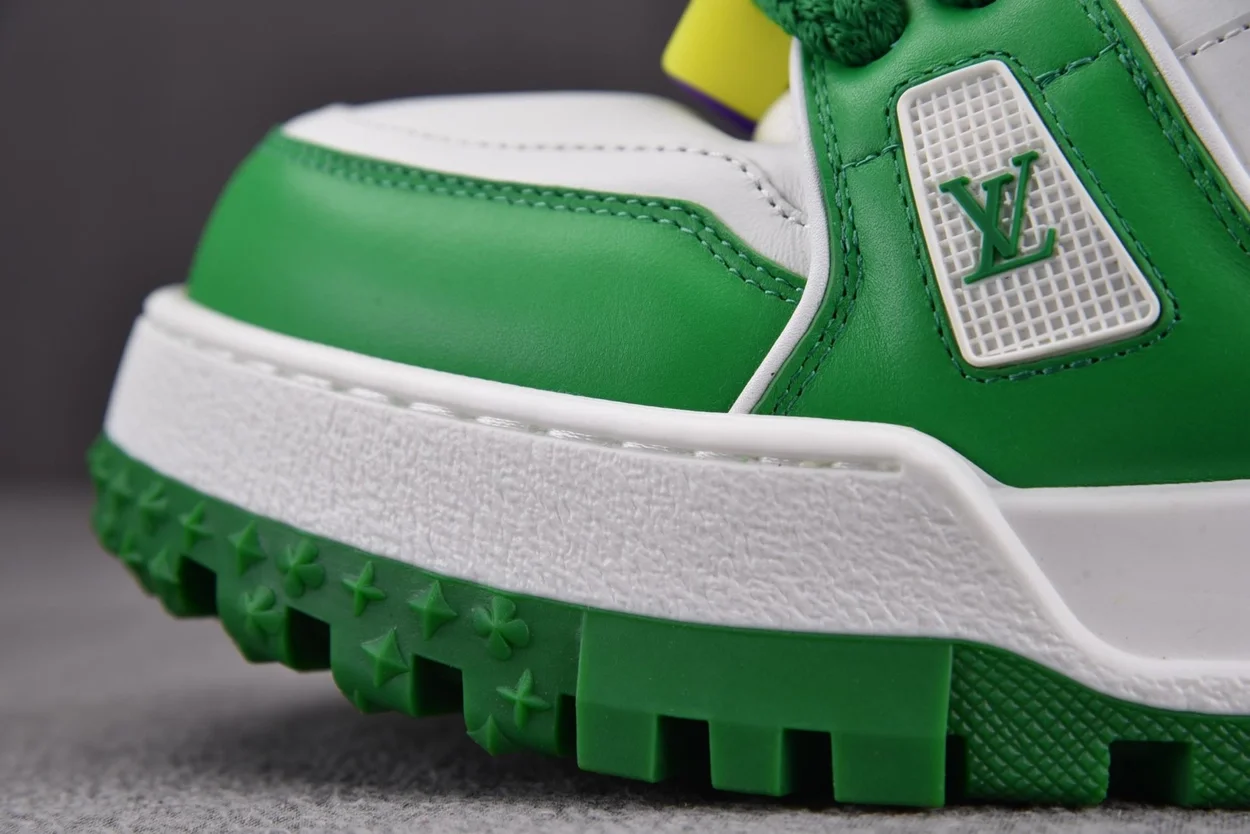 루이비통 LV 트레이너 맥시 스니커즈 그린
