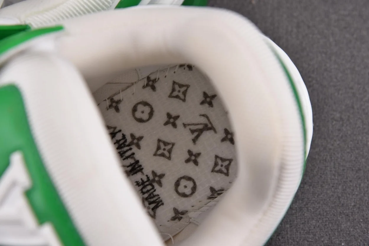 루이비통 LV 트레이너 맥시 스니커즈 그린