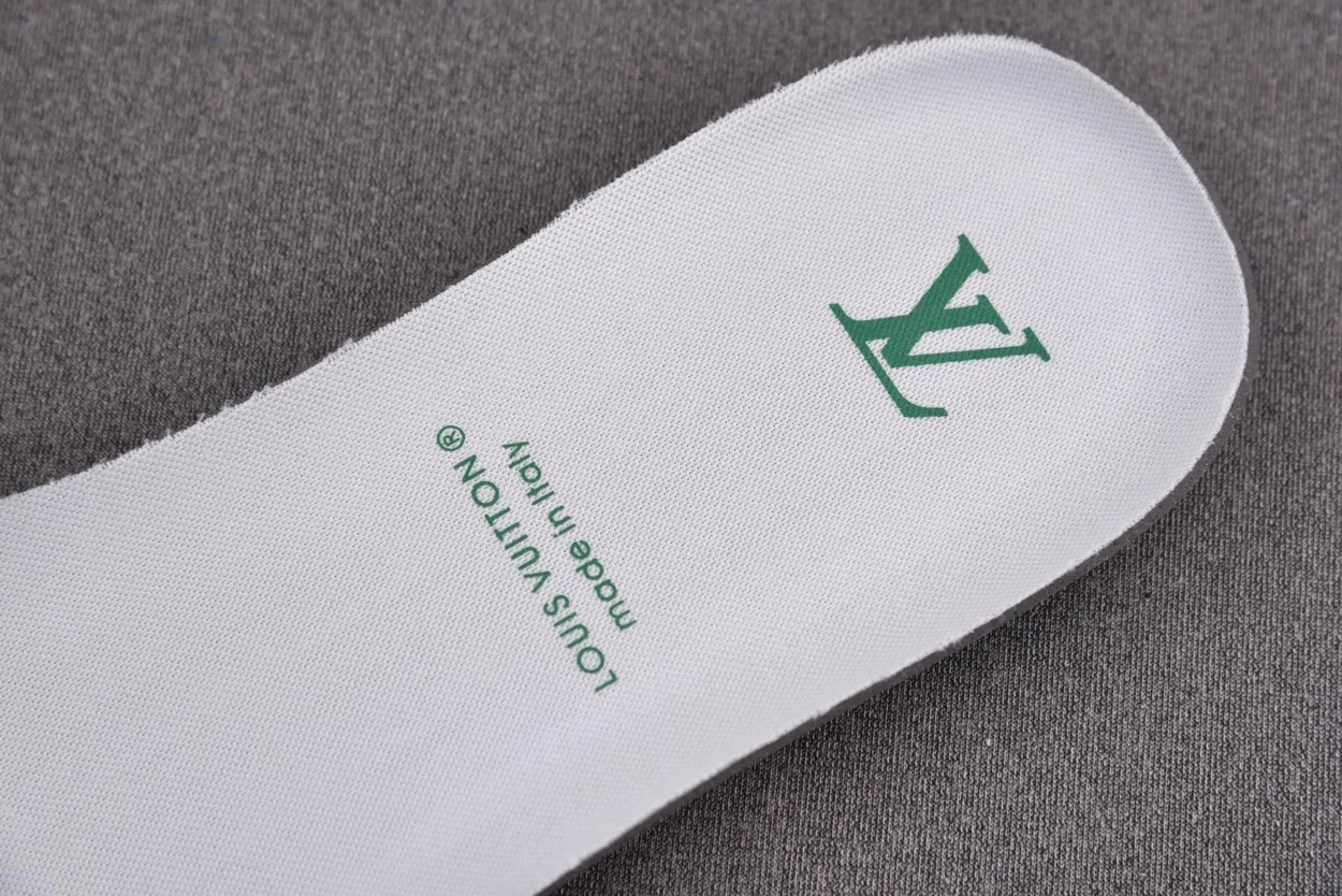 루이비통 LV 트레이너 맥시 스니커즈 그린