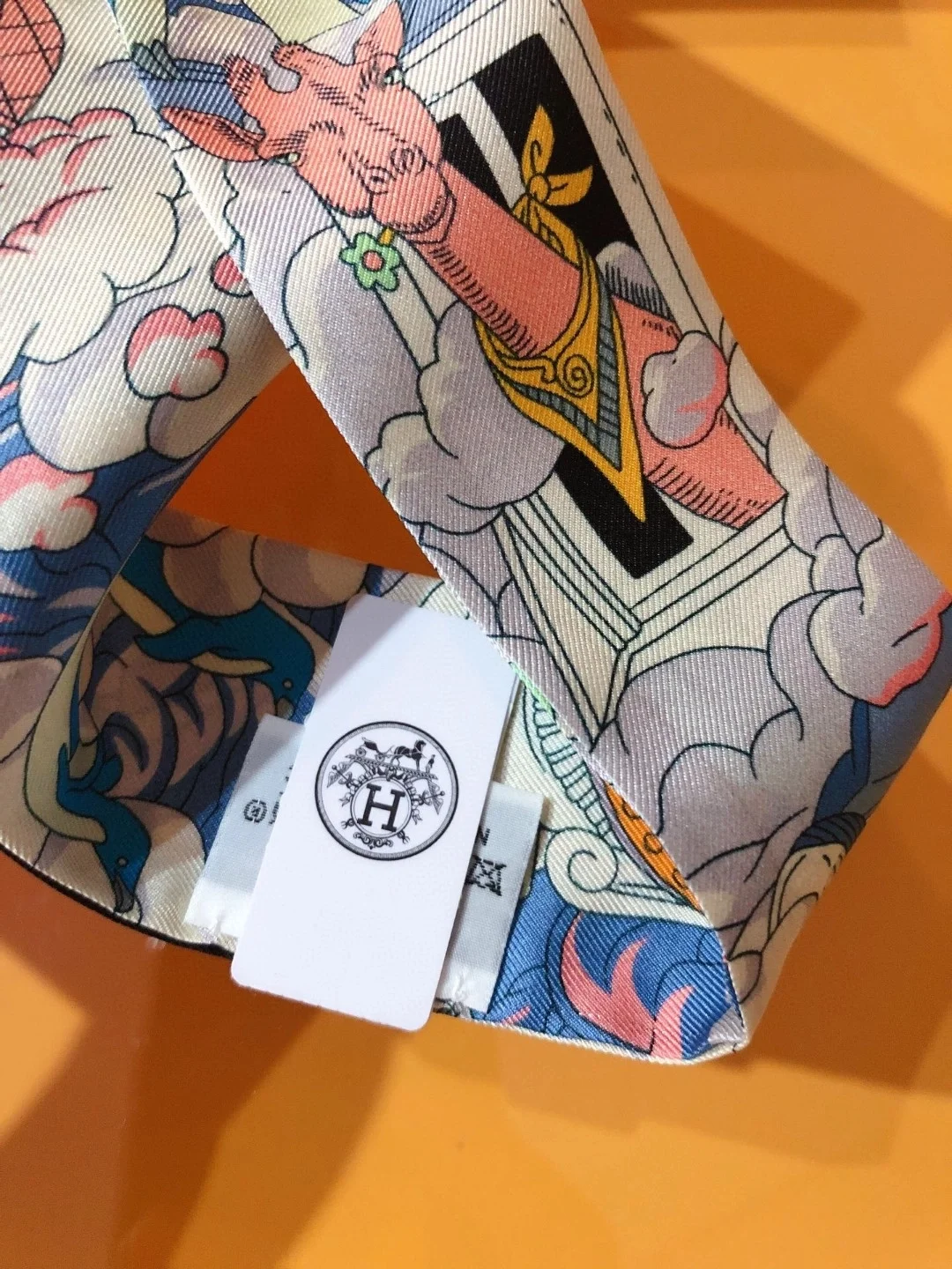 에르메스 Sur Mon Nuage 트윌리 블랙