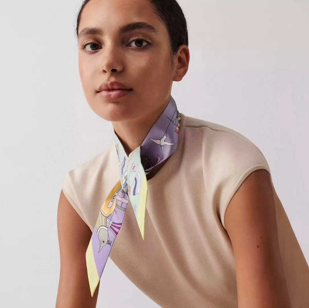 에르메스 Les Folies du Ciel 트윌리 자주색