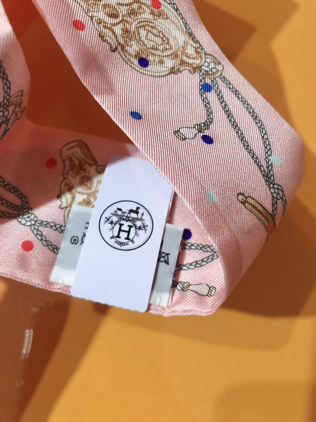 에르메스 Les Cles a Pois 트윌리 핑크