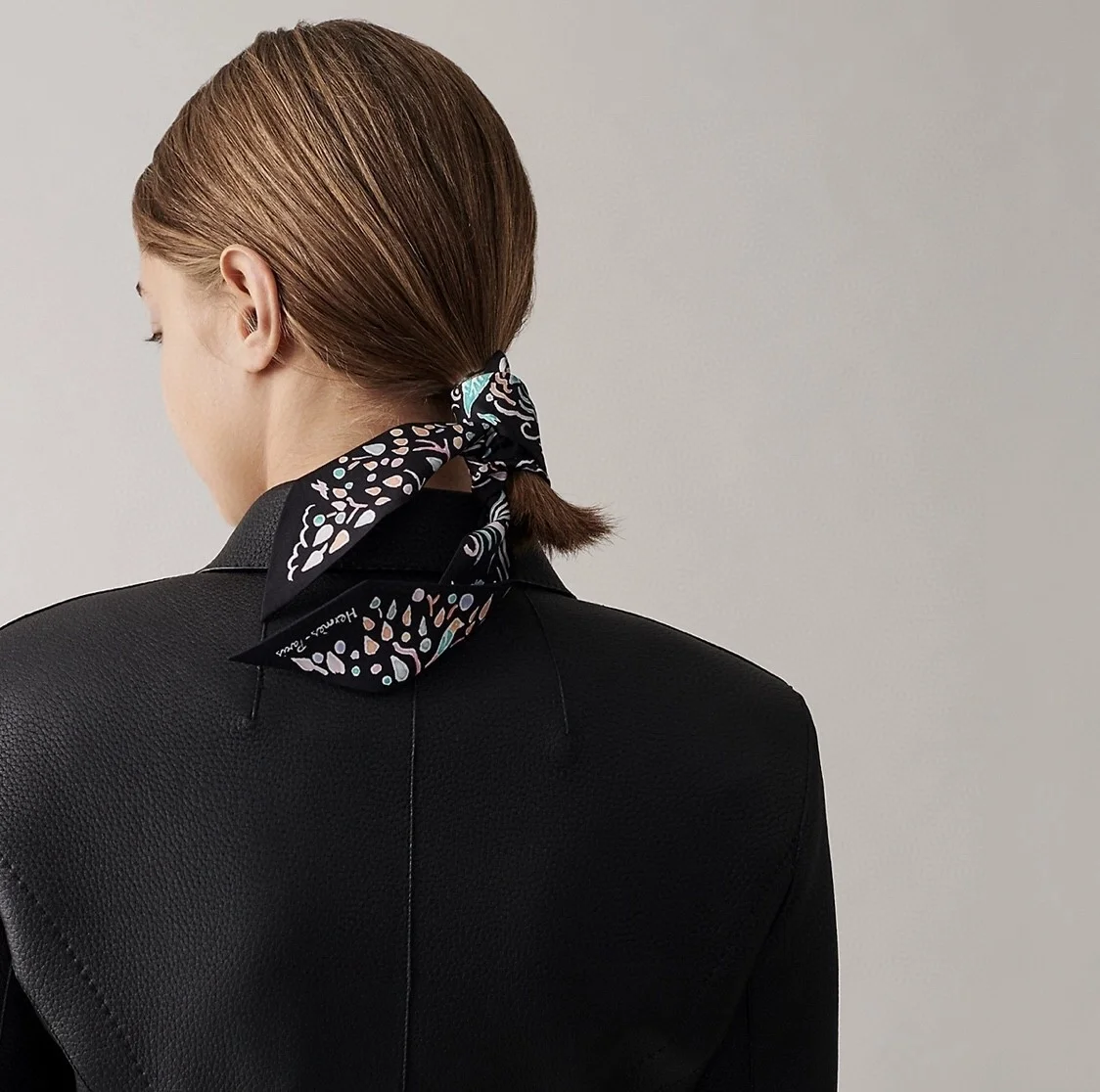 에르메스 Isola Di Primavera 트윌리 블랙