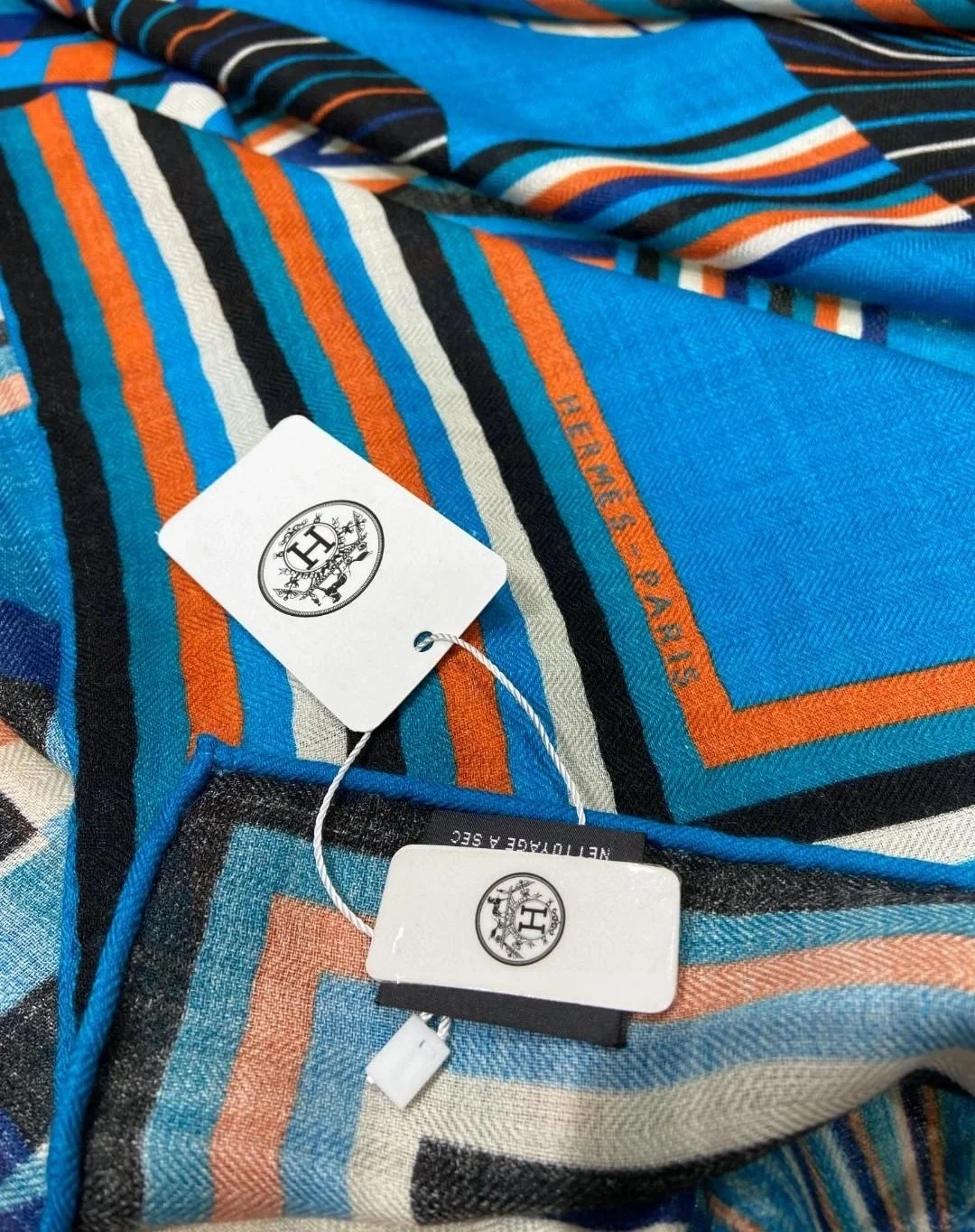 에르메스 Flores Del Este 140 블루 끌레어 스카프