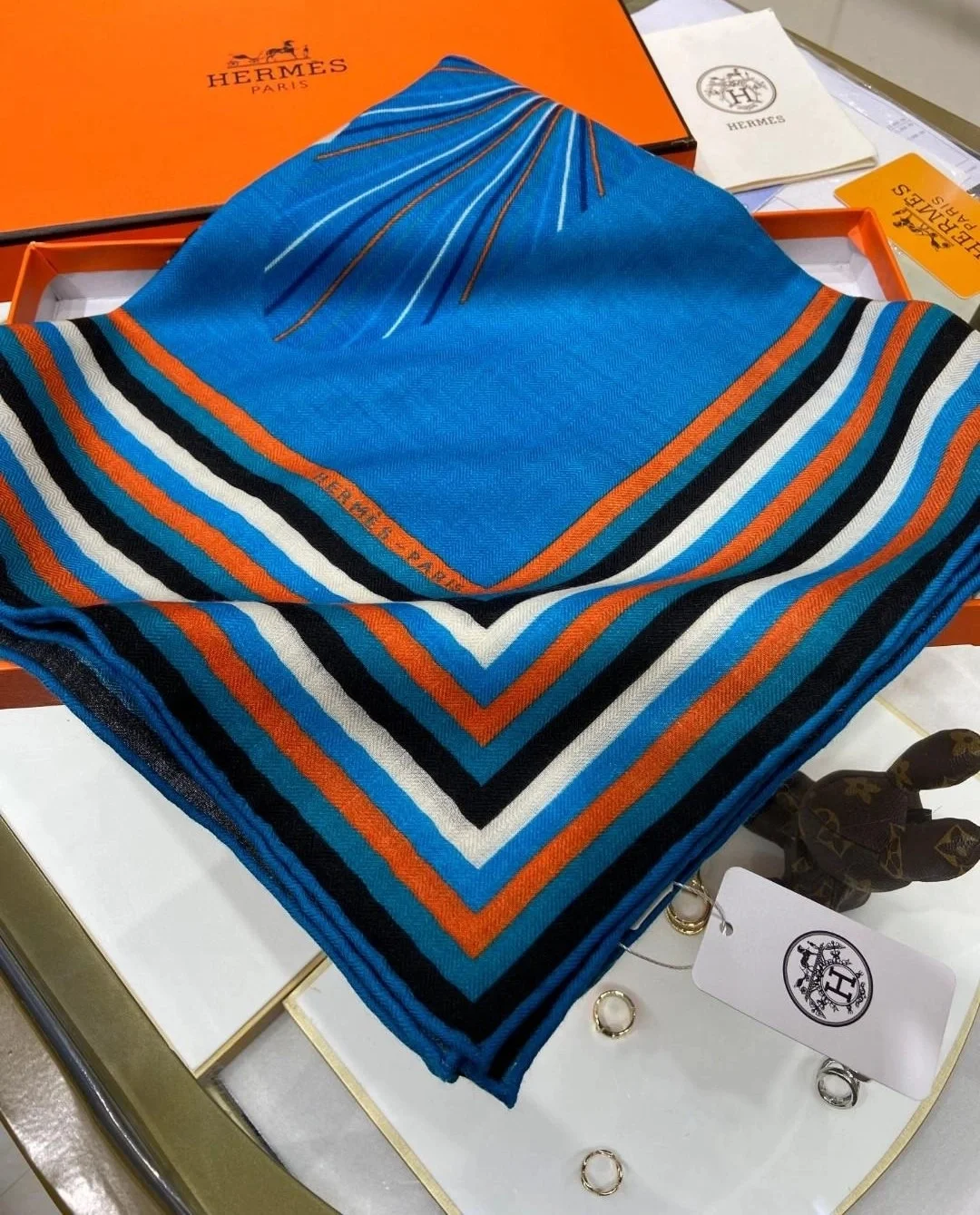 에르메스 Flores Del Este 140 블루 끌레어 스카프