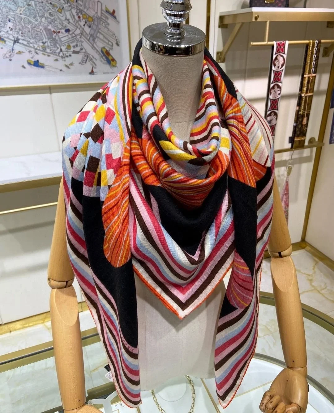 에르메스 Flores Del Este 140 누아 스카프