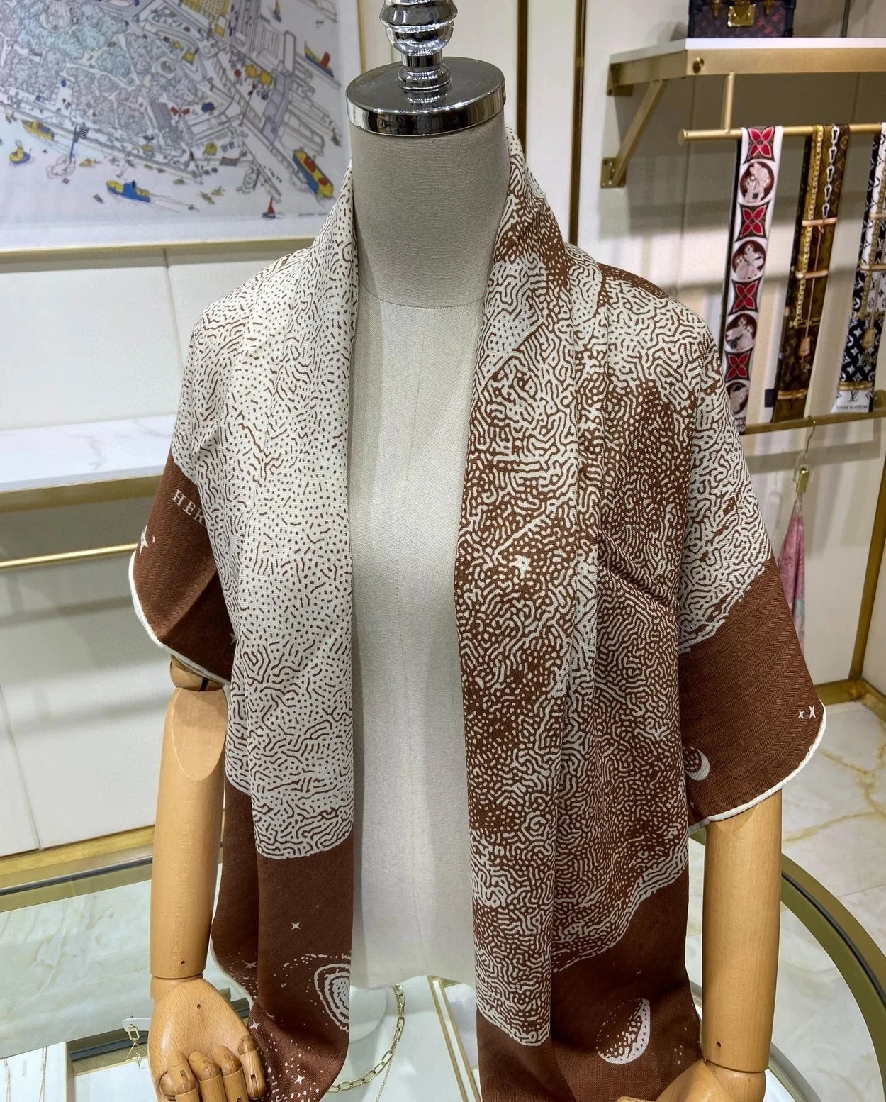 에르메스 CLAIR DE LUNE 140 까멜 숄 스카프