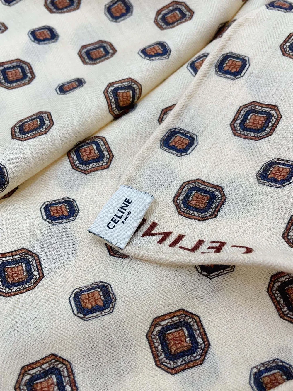 셀린느 비스코토 프린트 캐시미어 모슬린 베이지 스톨 스카프