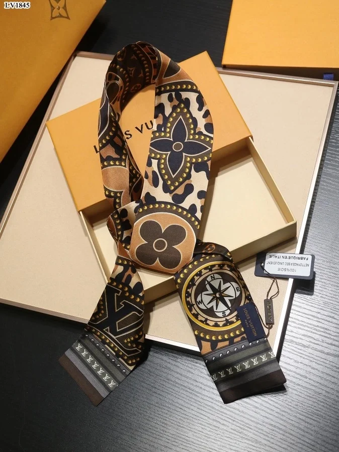 루이비통 월드 브라운 실크 스카프 M70853