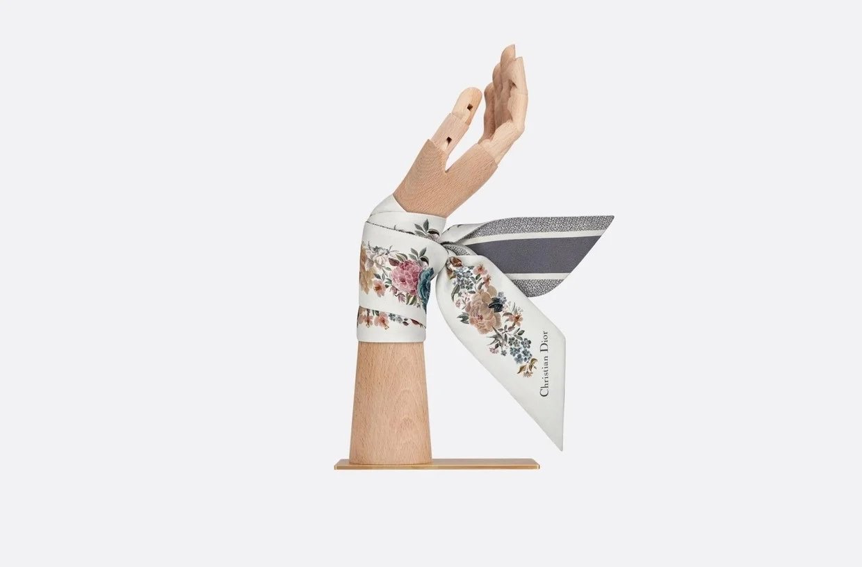 디올 화이트 멀티 컬러 실크 트윌 미차 스카프