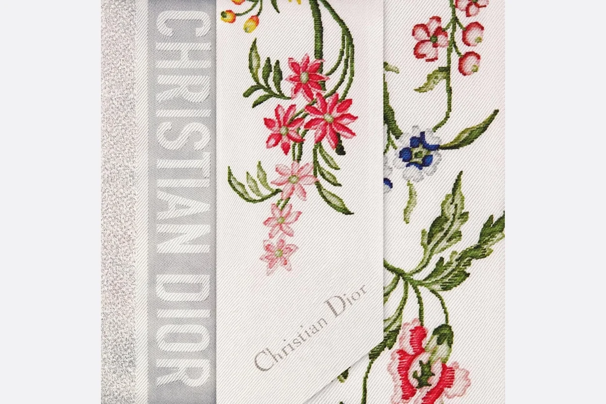 디올 화이트 멀티 컬러 실크 트윌 미차 스카프