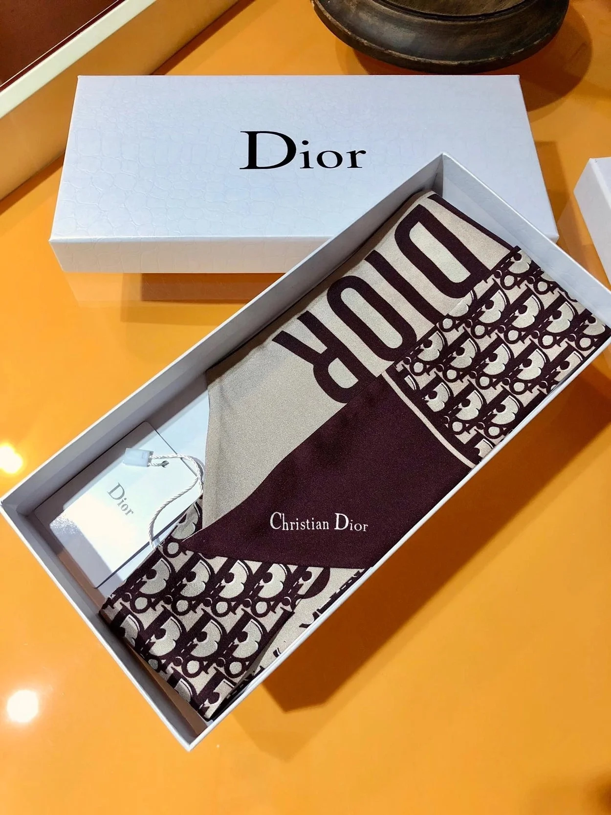 디올 오블리크 트윌리 버건디 미차 스카프