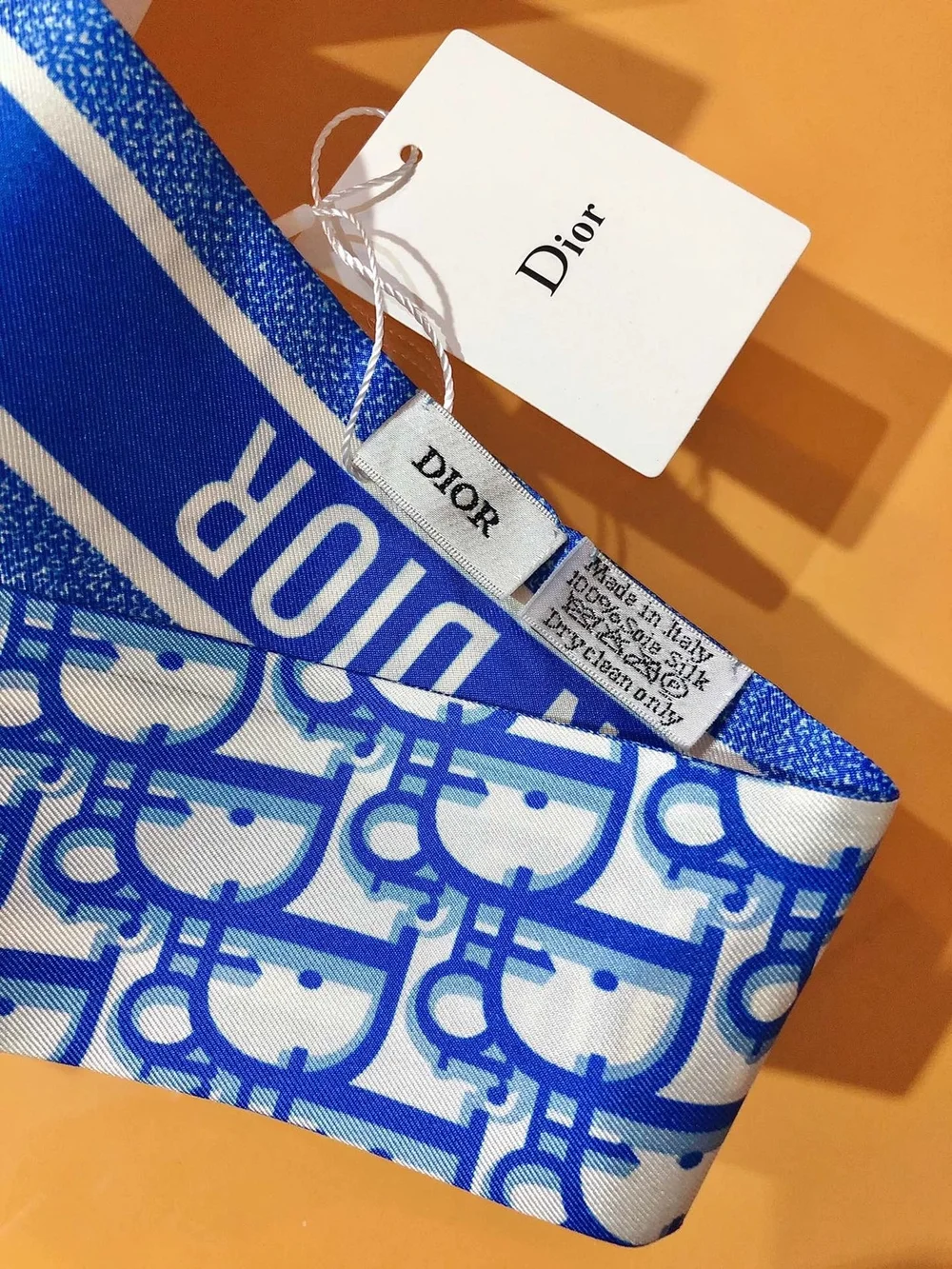 디올 오블리크 콘플라워 블루 실크 트윌 미차 스카프