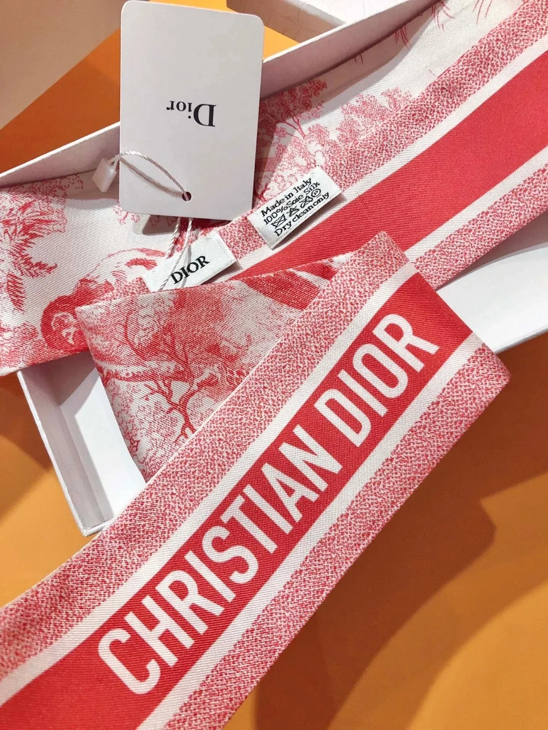 디올 아이보리 앤 피오니 핑크 실크 트윌 미차 스카프