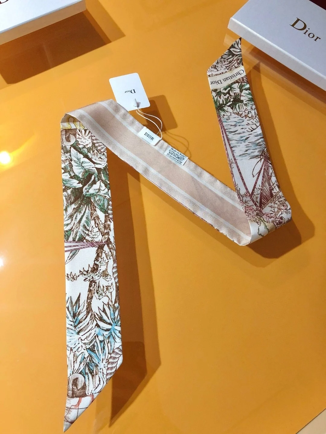 디올 그린 멀티 컬러 실크 트윌 미차 스카프