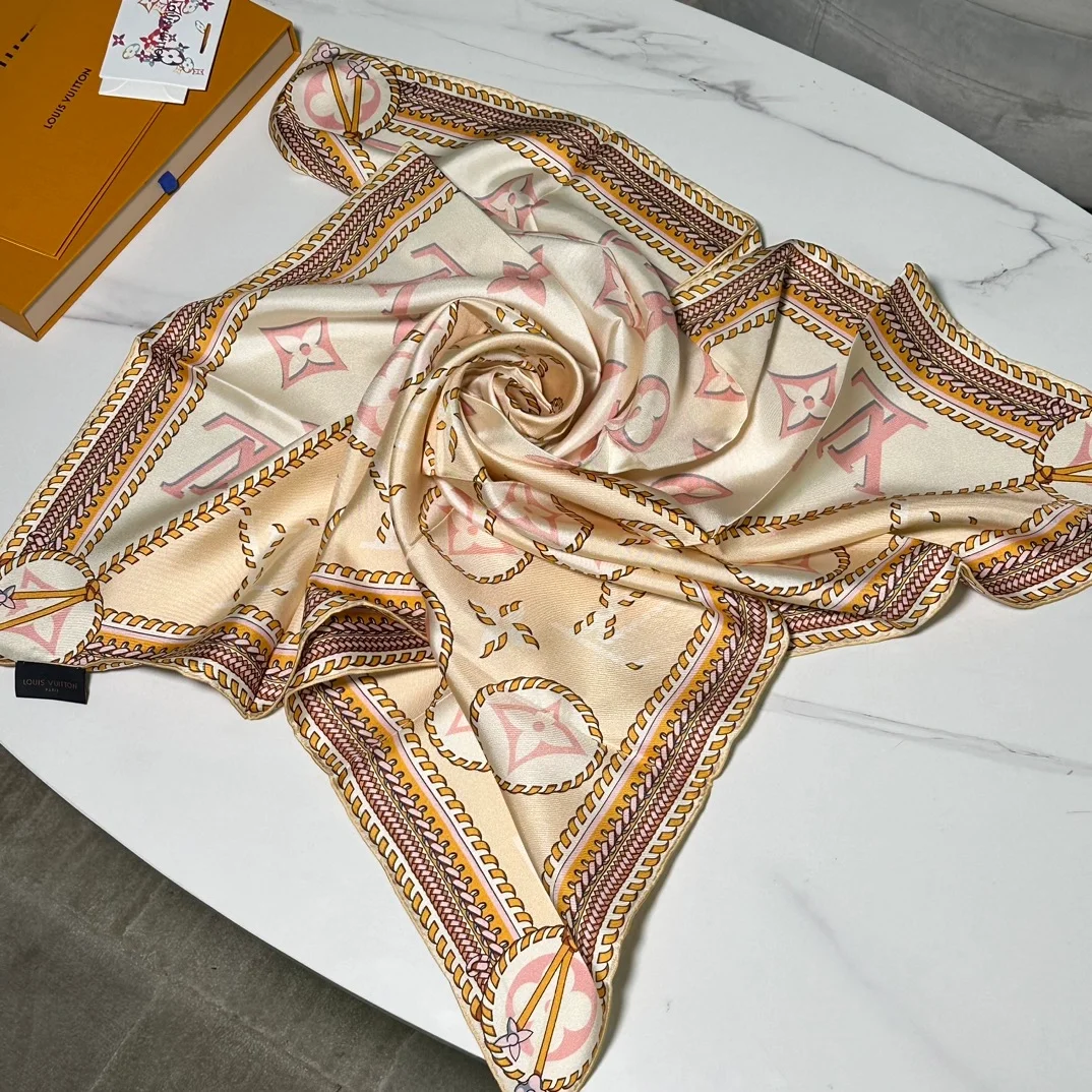 루이비통 브레이디드 모노그램 프린티드 숄