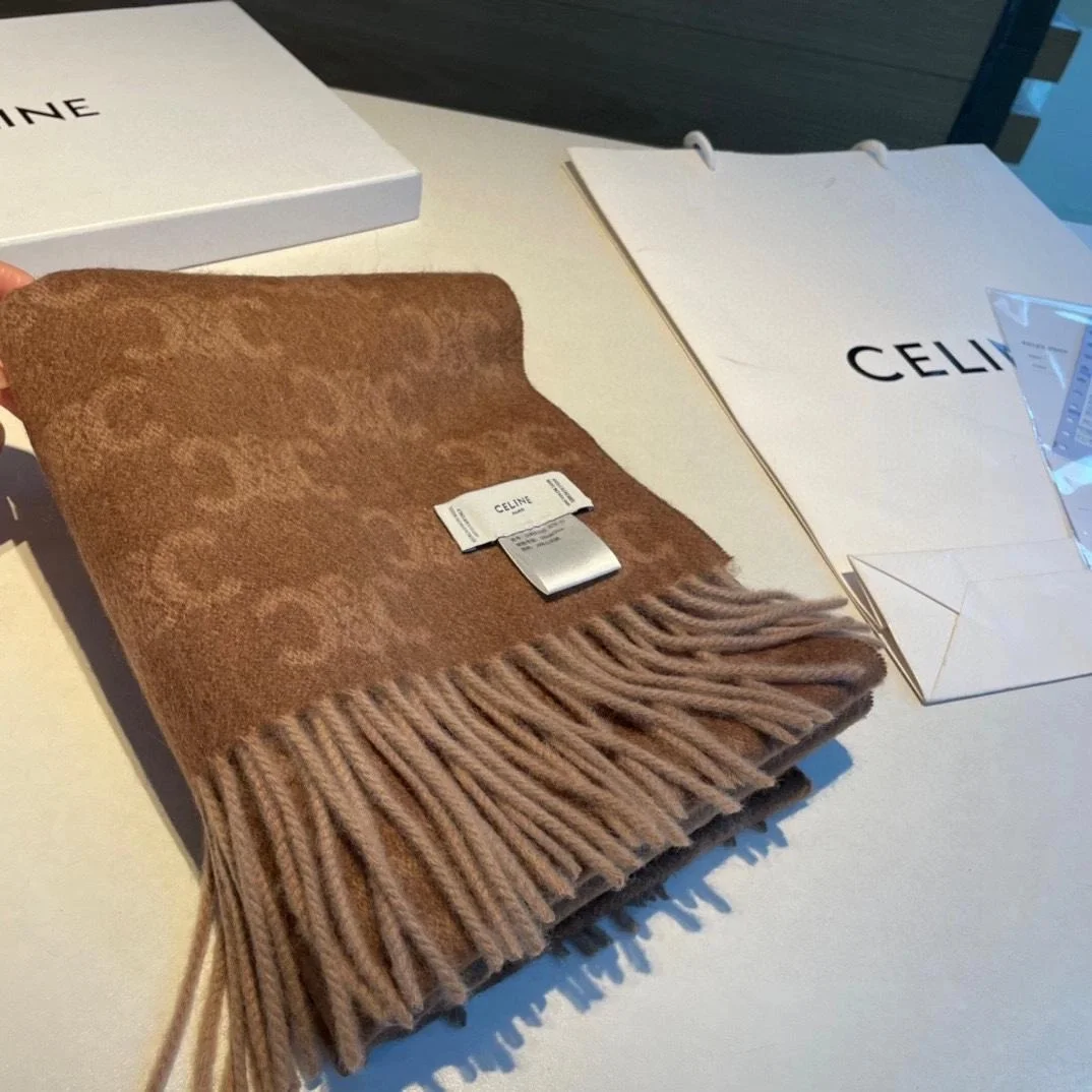 셀린느 모노그램 캐시미어 베이지 토피 스카프