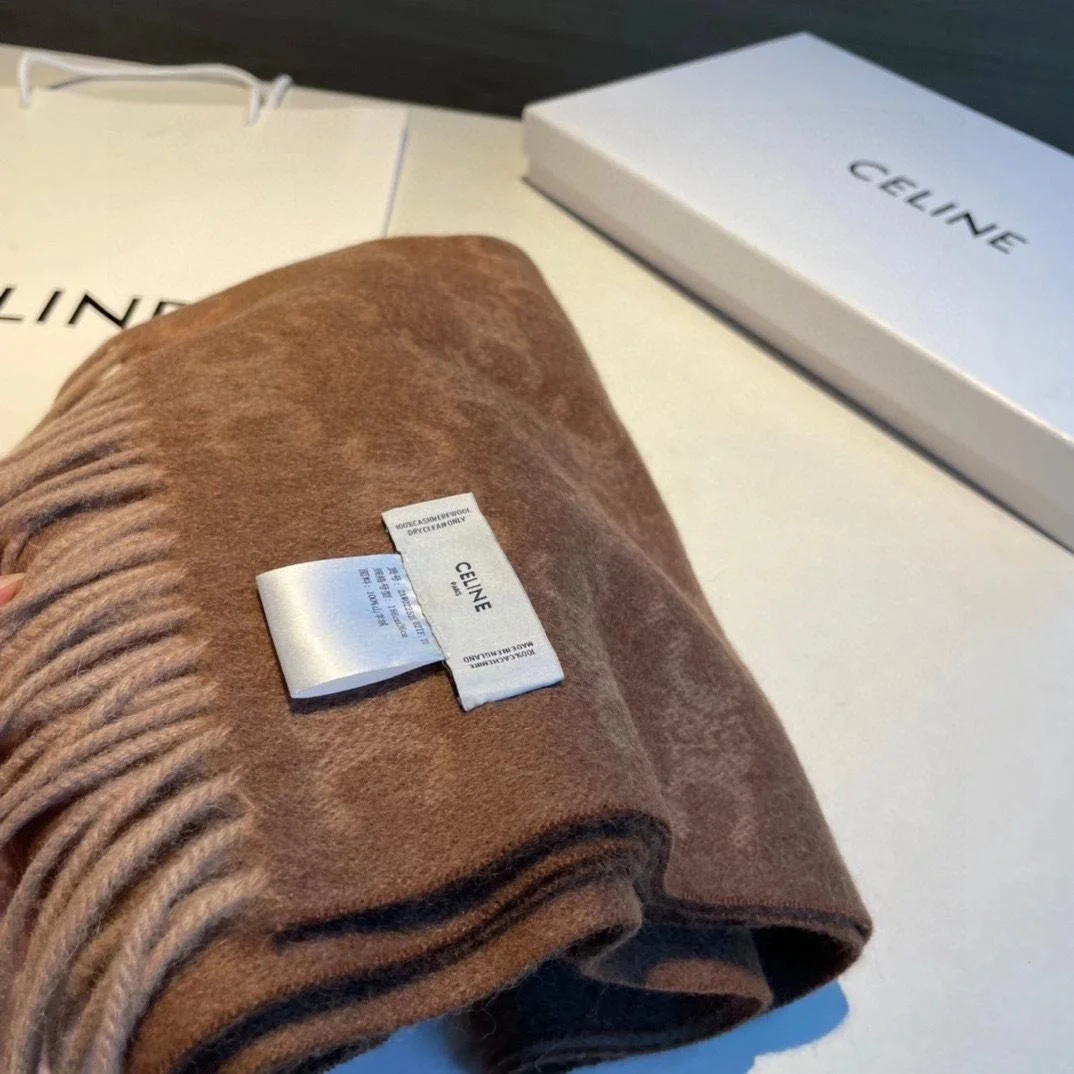 셀린느 모노그램 캐시미어 베이지 토피 스카프