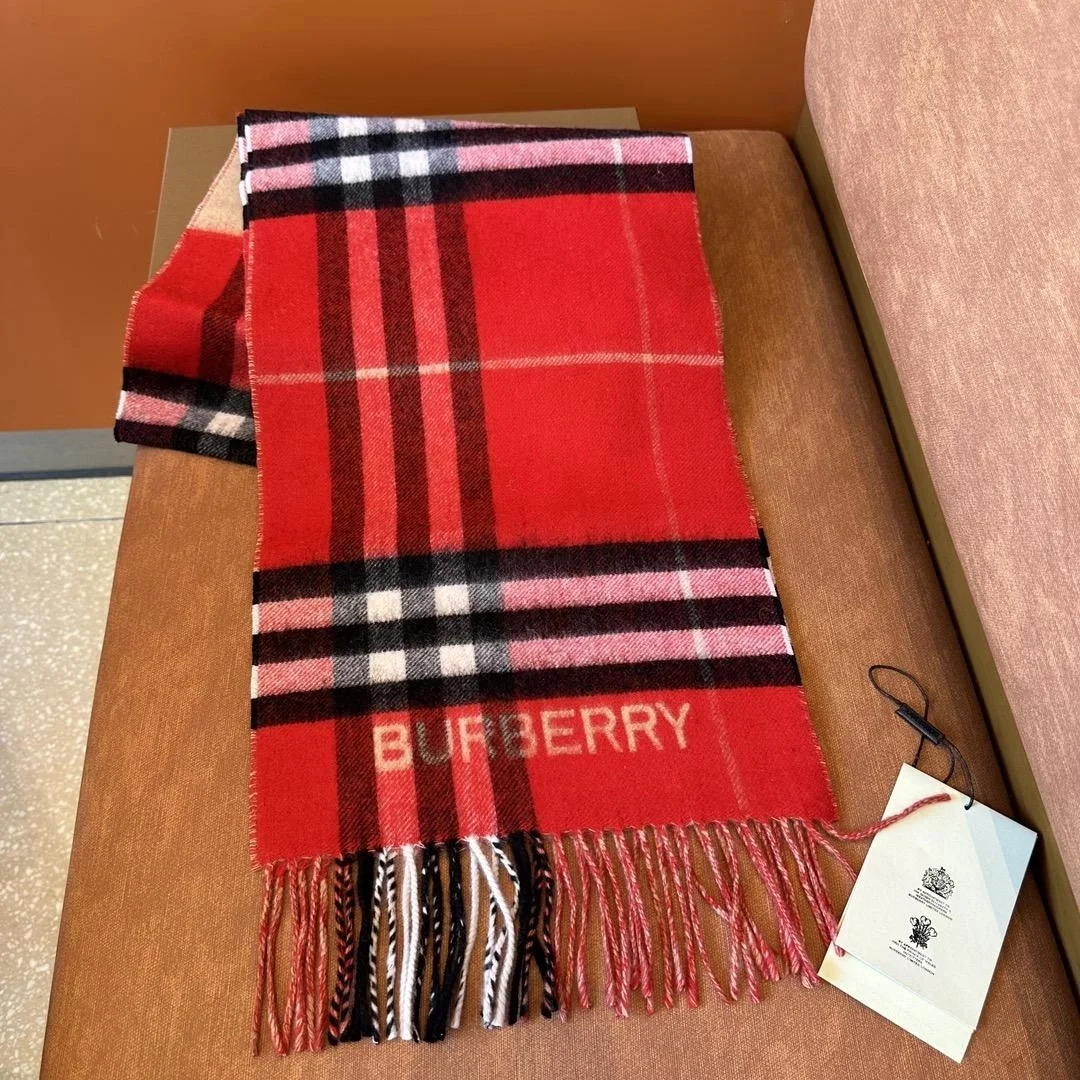 버버리 컨트라스트 체크 스카프 아카이브 베이지 레드