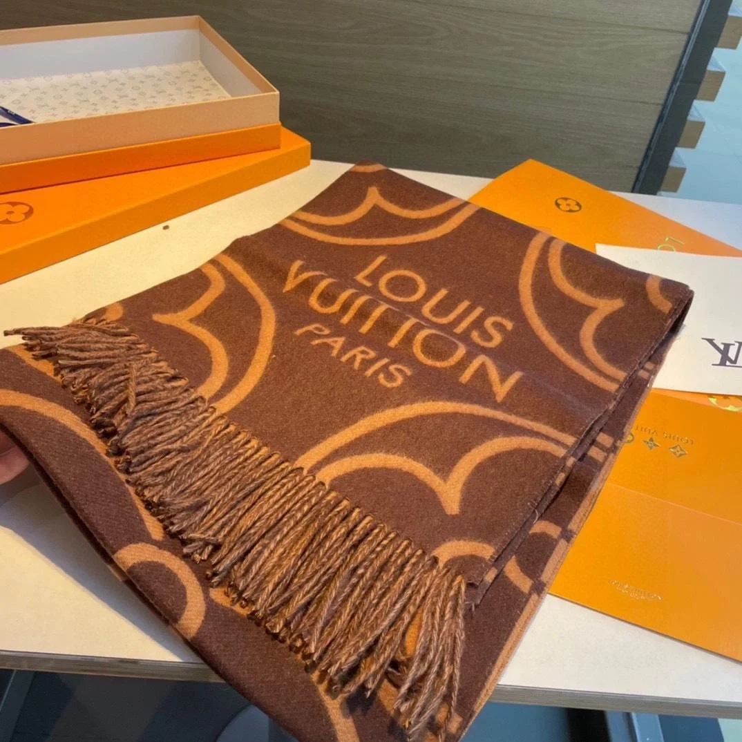 루이비통 인 블룸 브라운 스카프