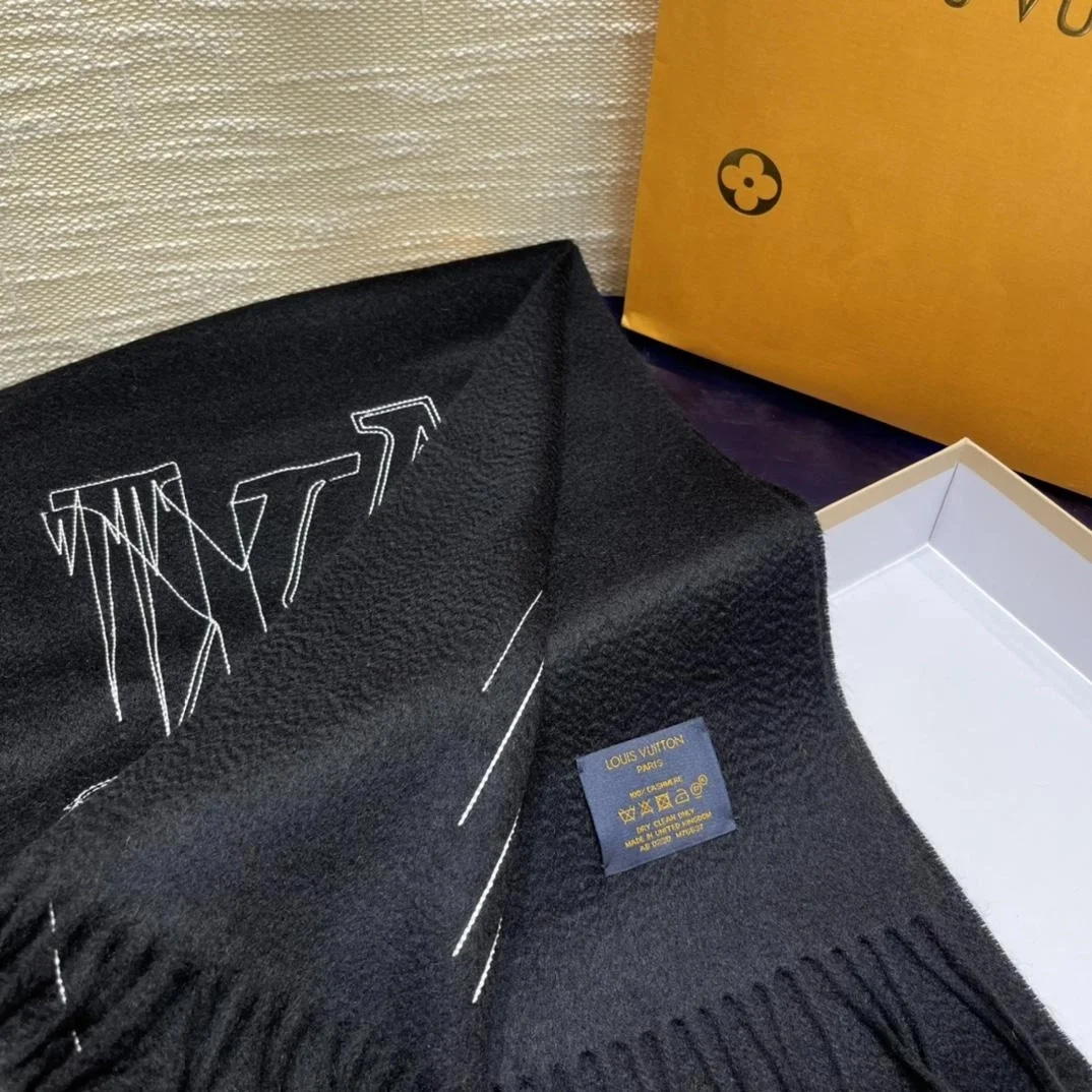 루이비통 LV 스티치 블랙 스카프