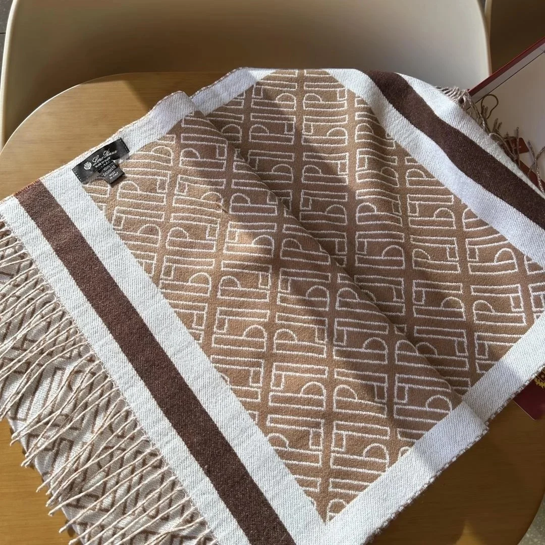 로로피아나 프린지드 로고 자카드 머플러