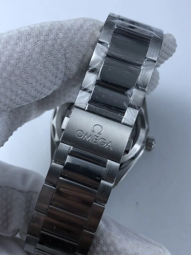 오메가 아쿠아테라 150M 블랙다이얼