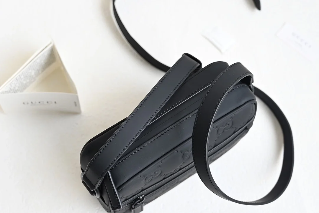 구찌 러버 미니 크로스백