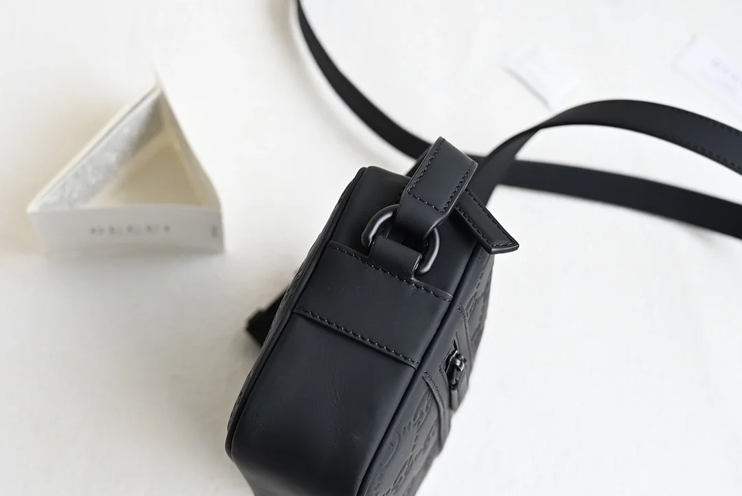 구찌 러버 미니 크로스백