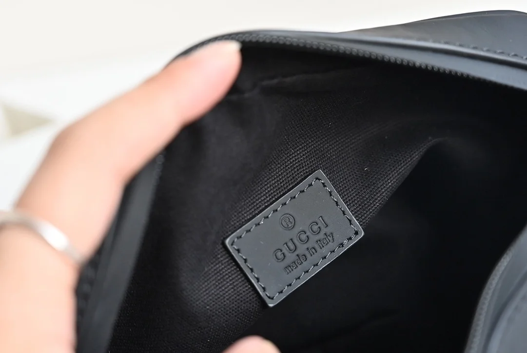 구찌 러버 미니 크로스백