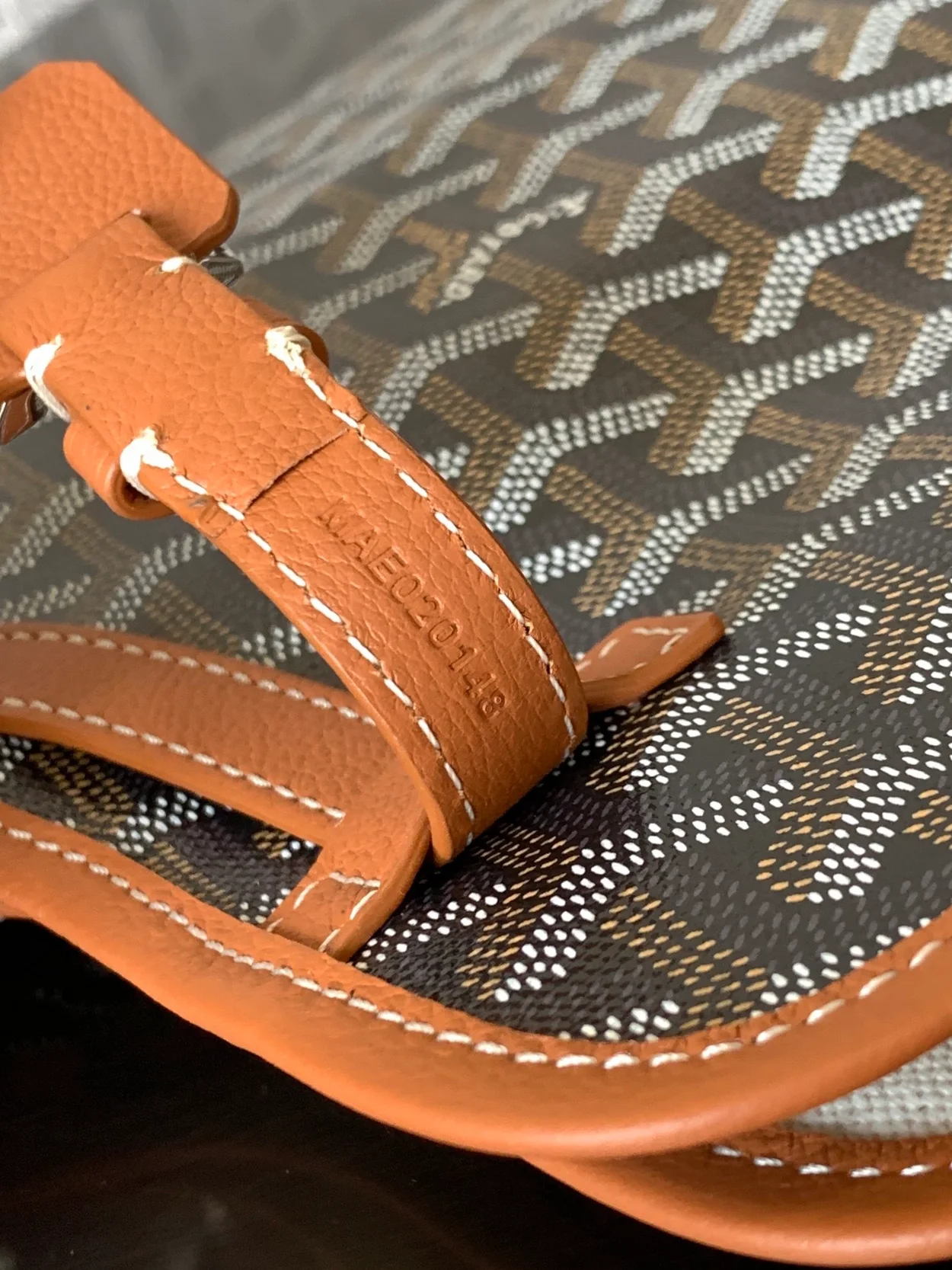 고야드 삭 시앙 그리 백 탄