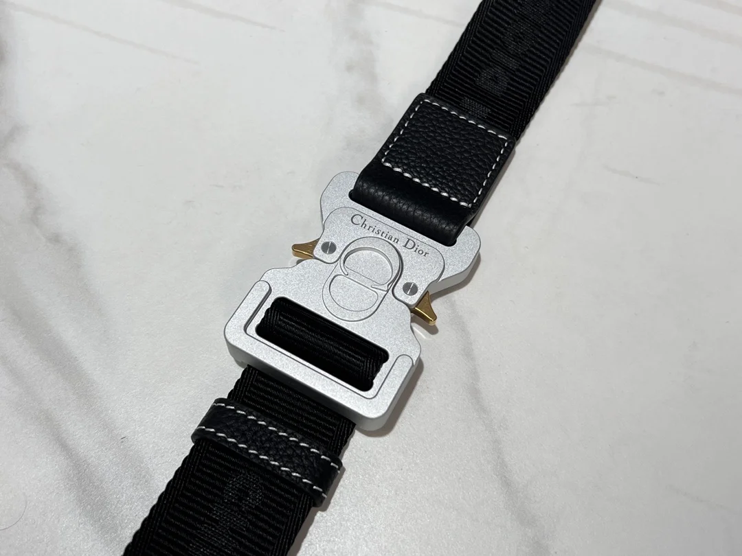 디올 새들 파우치 백 블랙