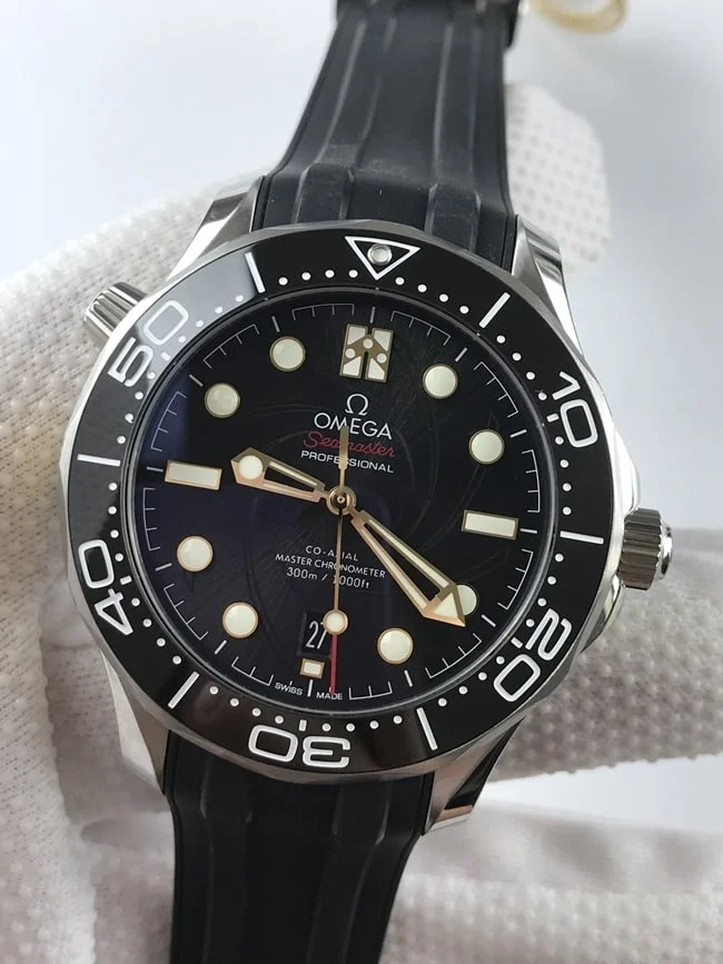 오메가 씨마스터 다이버 007 제임스본드 블랙다이얼