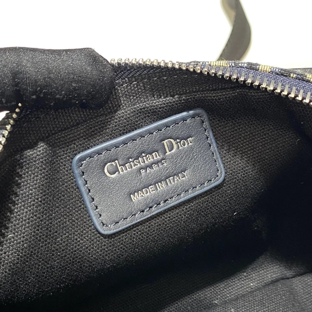 디올 멀티펑셔널 스몰 백 베이지